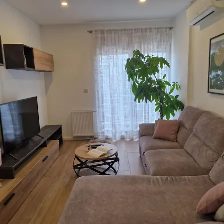 Apartment Dora - Comfortable In A Great Location *